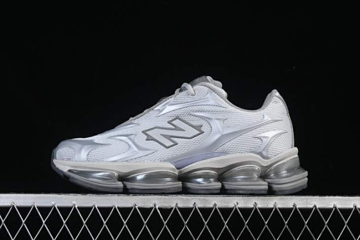 Picture of New Balance 2000 _SKUfw21791914478837608fw